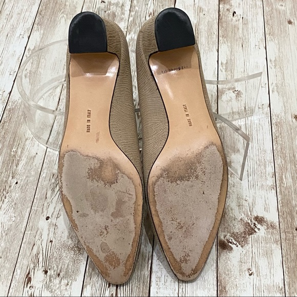 SALVATORE FERRAGAMO Nude Beige Textured Leather Low Heel Pumps Size 8 AAAA - Picture 14 of 15